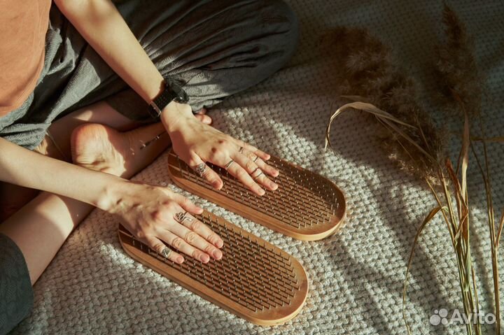 Гвоздестояние, практика стояния на гвоздях