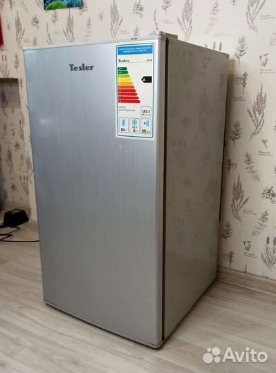 Минихолодильник Tesler RC-95 Silver (+доставка)