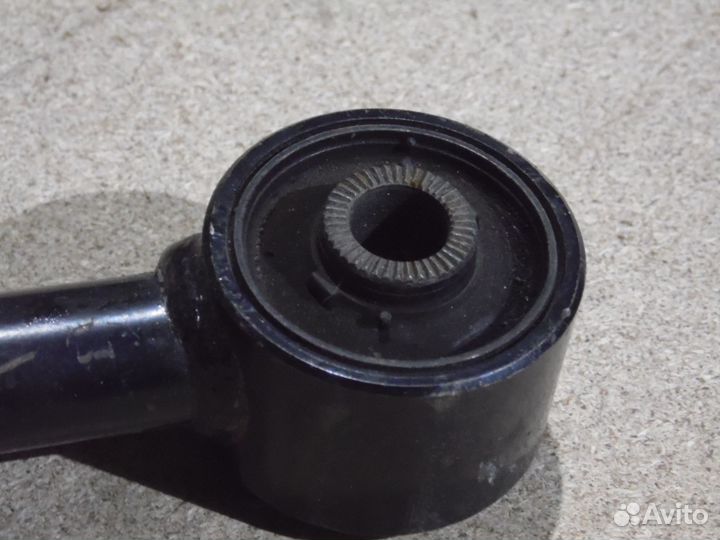 Рычаг поперечный задний Лексус IS