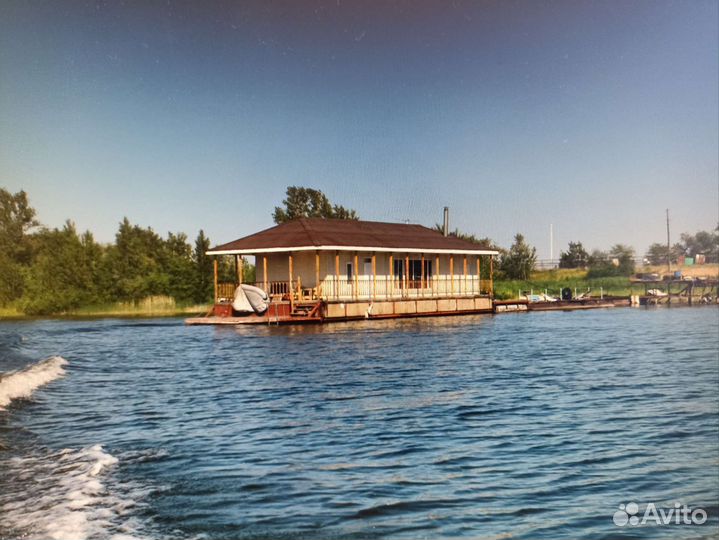 Продаётся дебаркадер