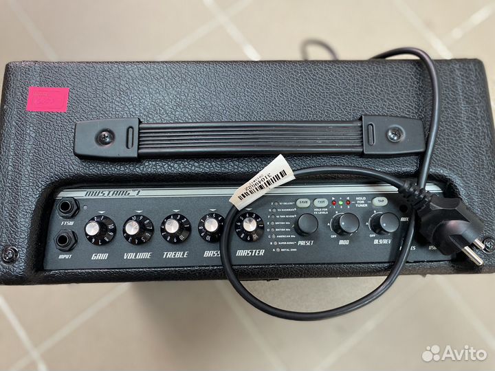 Комбоусилитель fender mustang