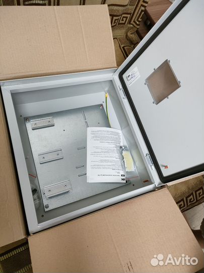 Щиток электрический металлический