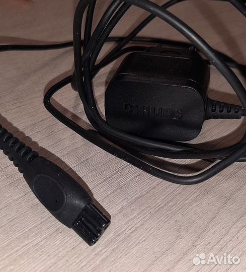 Электробритва Philips series 1000 S1333/41