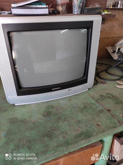 Телевизор
