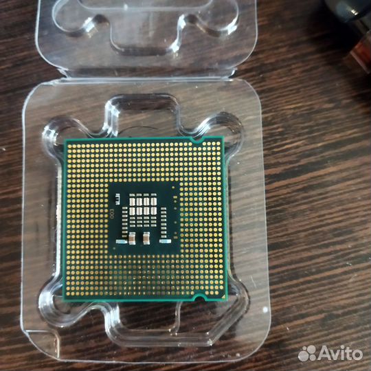 Процессор Intel Core 2 Duo E7300
