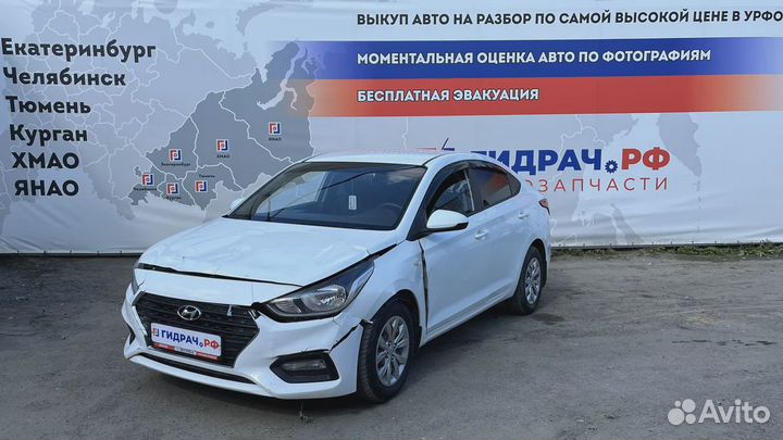 Кулак поворотный передний правый Hyundai Solaris 5