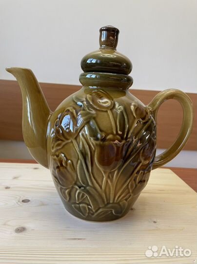 Керамический чайник 2,5 литра, высота 28см