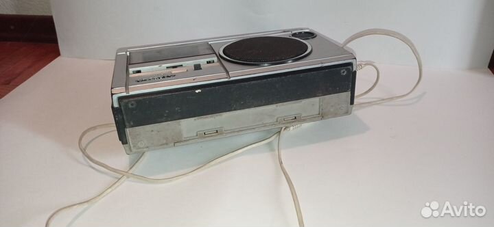 Магнитола Sanyo 2429H