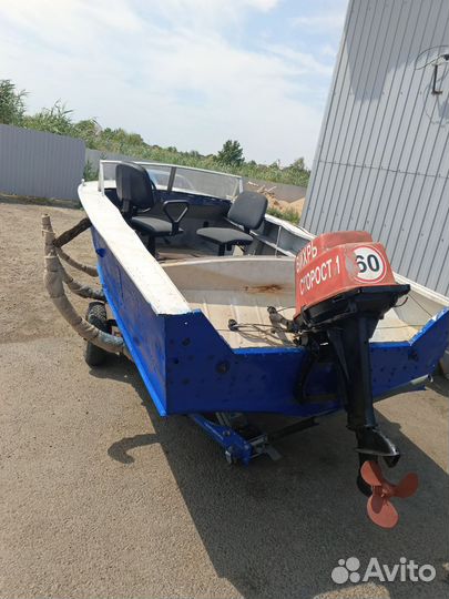 Моторная лодка прогресс4