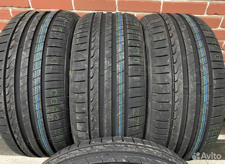 Minerva F205 255/35 R18