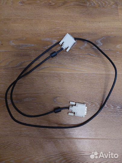 Кабель для компьютера DVI