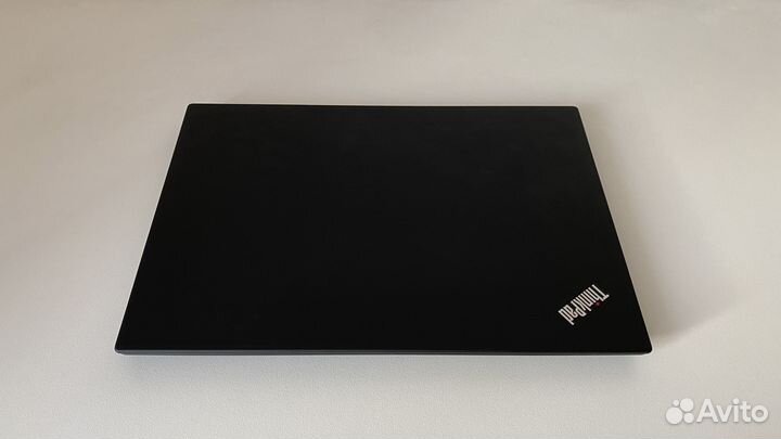 Ноутбук Lenovo ThinkPad P14s GEN1