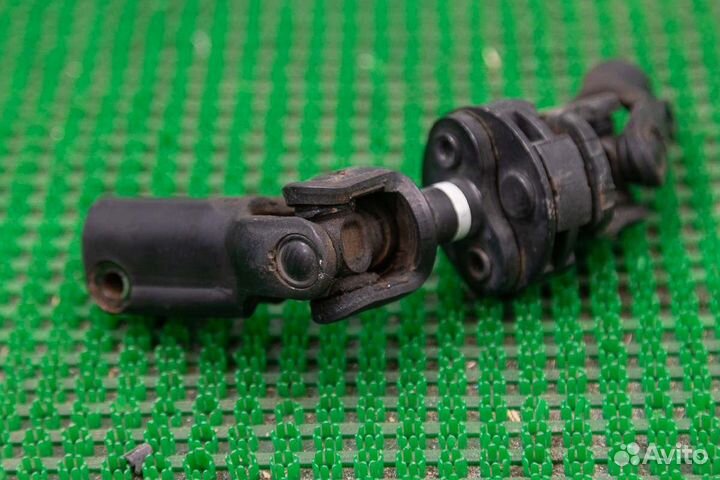 Рулевой карданчик Subaru Forester SG EJ205 2005