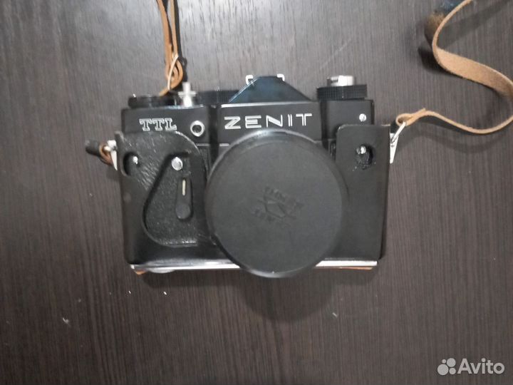 Зеркальный фотоаппарат Зенит TTL