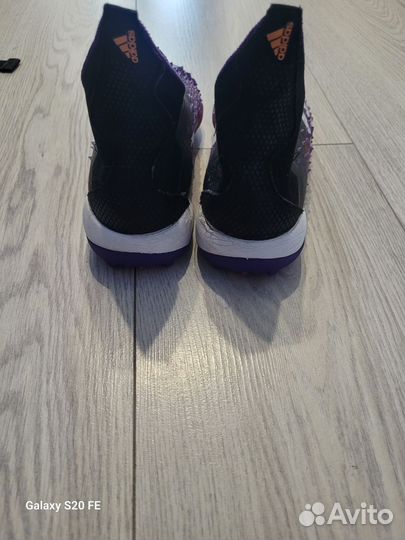 Сороконожки adidas predator 37
