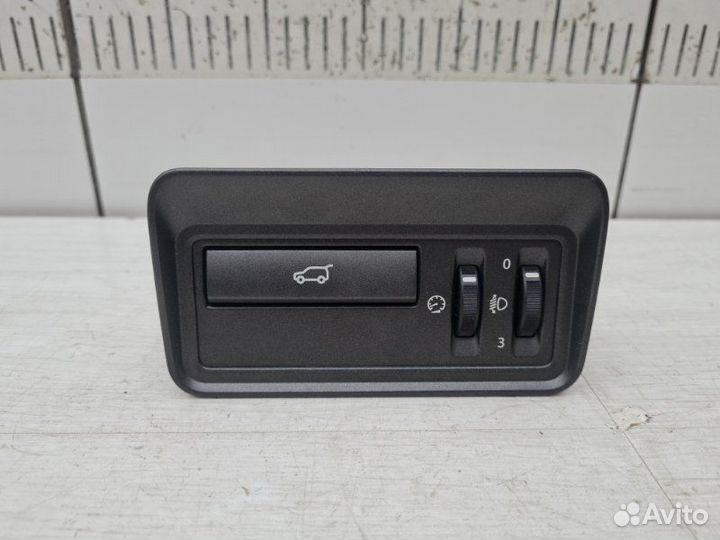 Кнопка открывания багажника Land Rover Evoque L538