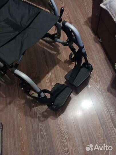 Инвалидная коляска складная бу