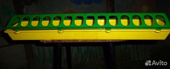 Кормушки, поилки для птицы