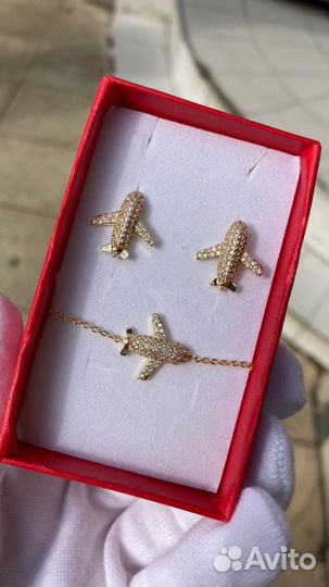 Серьги бижутерия