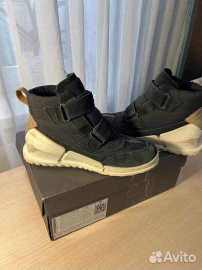 Ботинки Ecco biom 35р