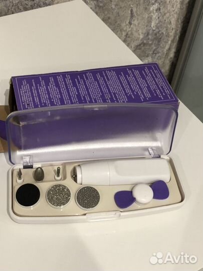 Совершенно новый набор для маникюра и педикюра