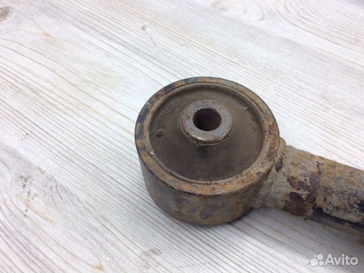 Тяга задняя продольная Toyota Land Cruiser 200