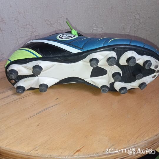 Бутсы футбольные для мальчика