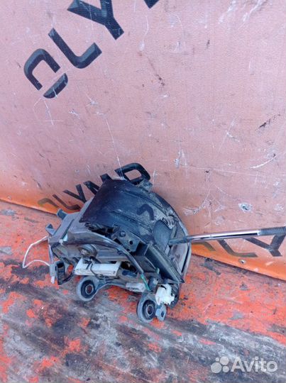 Селектор АКПП Toyota Hiace KDH205