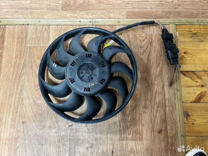 Вентилятор охлаждения Audi A8 D3/4E рест. 2007