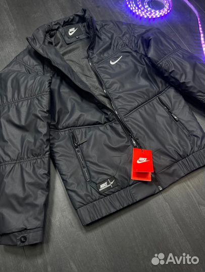 Куртка Nike (осень)