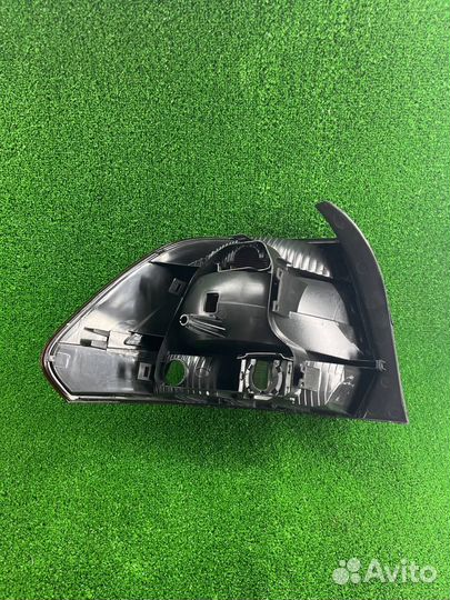 Фонарь задний правый VW polo 10-14