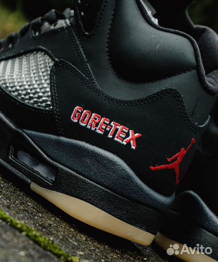 Кроссовки с отличной амортизацией для комфорта