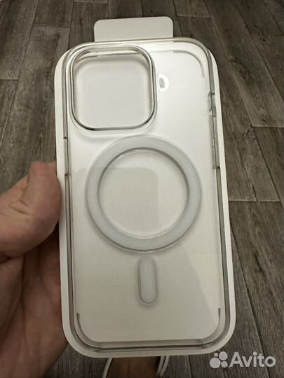 Чехол на iPhone 14 pro с magsafe