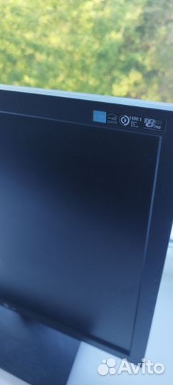 Монитор LG L1919S-BF с колонками sven SPS-608