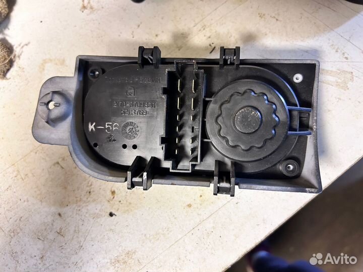 Блок управления светом priora 1