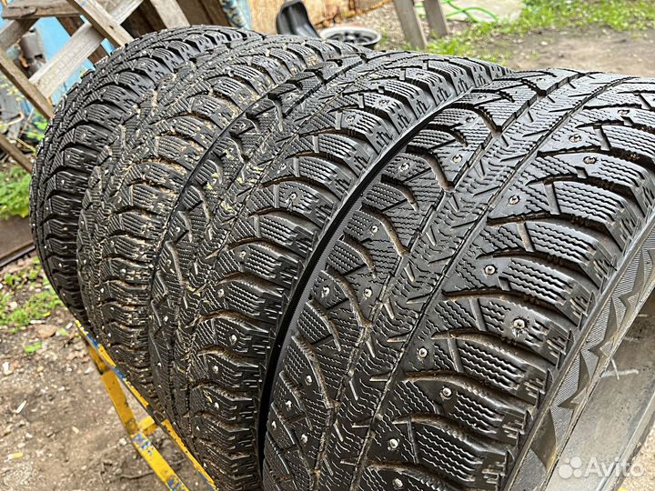 Bridgestone Ice Cruiser 7000S 185/65 R15 88T