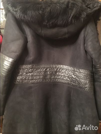 Натуральная Две дублёнки,из тосканы с капюшоном,чё