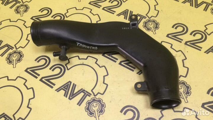 Патрубок воздушного фильтра Suzuki Escudo TD94W