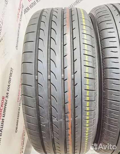 Yokohama BluEarth RV-02 215/60 R17 96H