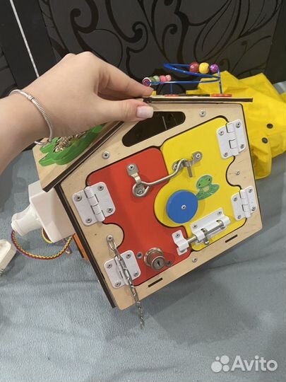 Бизиборд бизидом