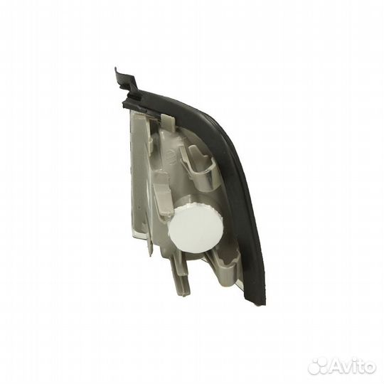 Указатель поворота правый угловой Audi 80 B3