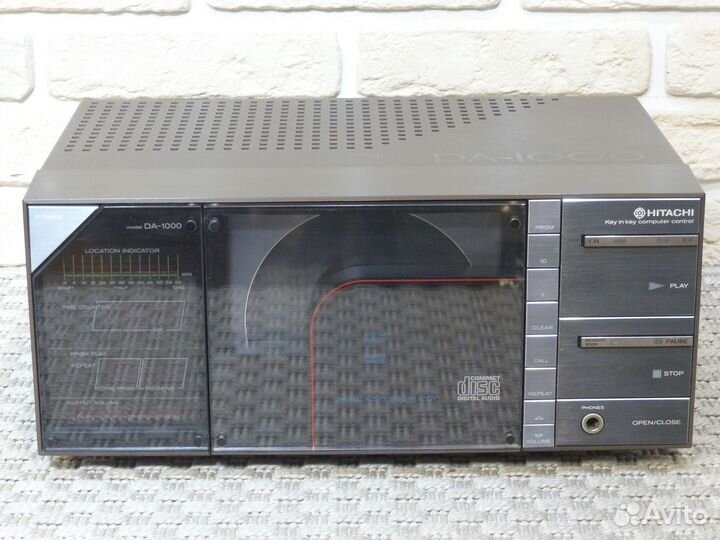 Hitachi DA-1000 cdpl CD плеер первый в Мире 1982 г