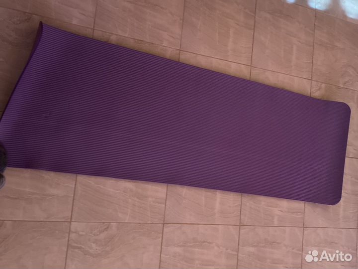 Коврик для йоги и фитнеса