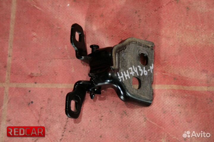 Петля двери передней лев верх Renault Duster (12-1