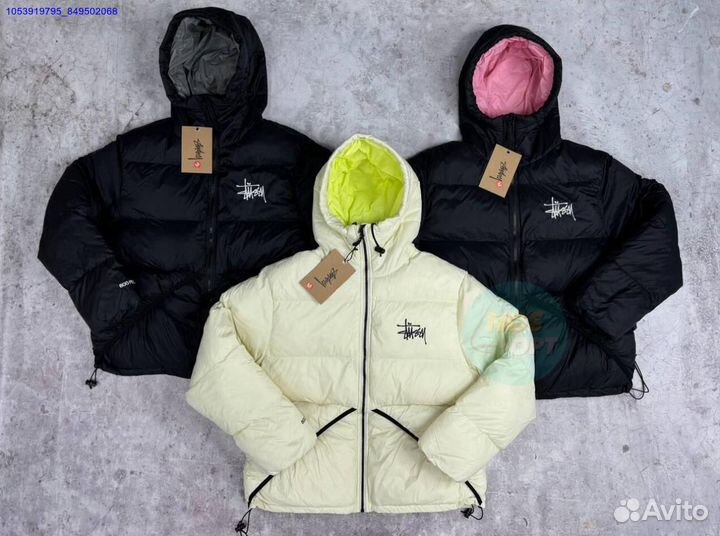 Пуховик Stussy 800 fill на руках