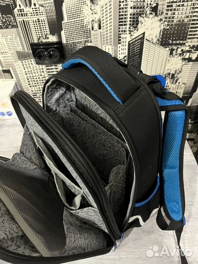 Рюкзак школьный