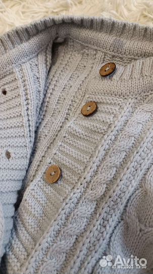 Вязаный комплект для малыша на выписку