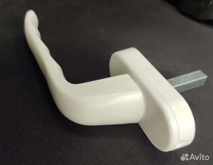 Ручки оконные (и другая фурнитура для окон пвх)