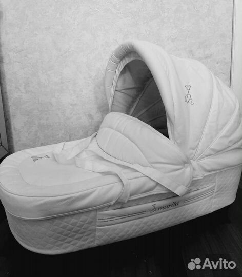 Коляска 2 в 1 белоснежная эко кожа Roan marita