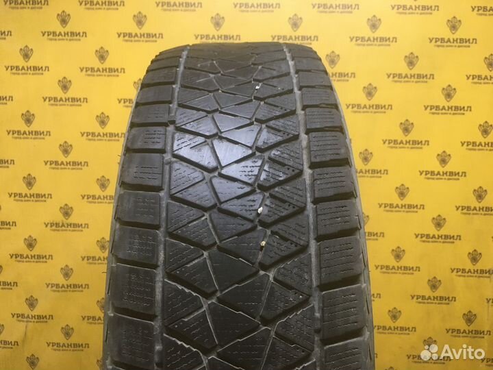 Bridgestone Blizzak DM-V2 205/70 R15 96S